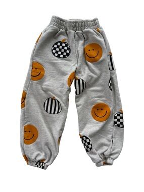 Minimalist Folk Co Smiley Face Jogger Sweats size 5